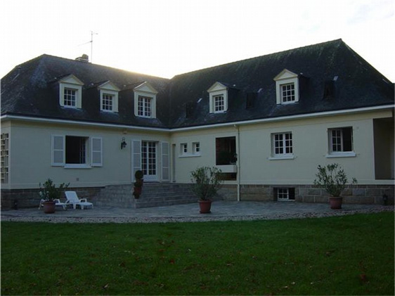 Renaissance Travaux De Decoration Laval Facade6